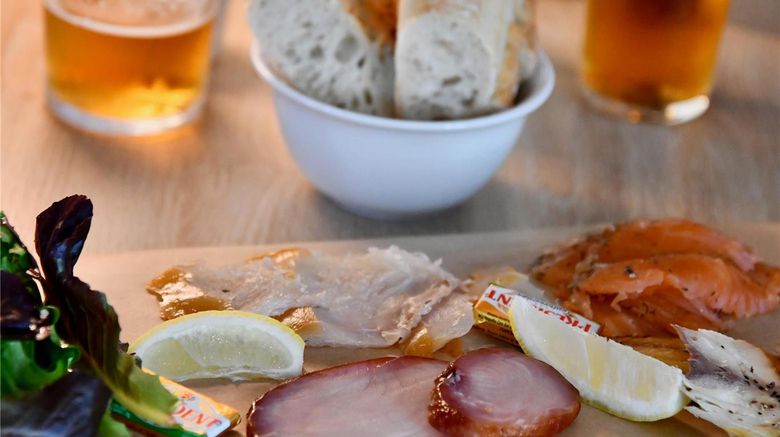 <b>Ibis Styles Saint Nazaire Centre Gare Restaurant</b>. Images powered by <a href="https://iceportal.shijigroup.com/" title="IcePortal" target="_blank">IcePortal</a>.