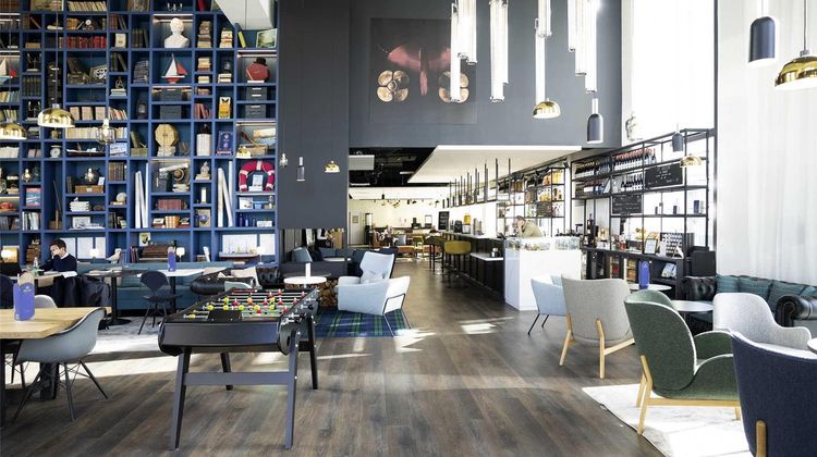 Ibis Styles Saint Nazaire Centre Gare Exterior