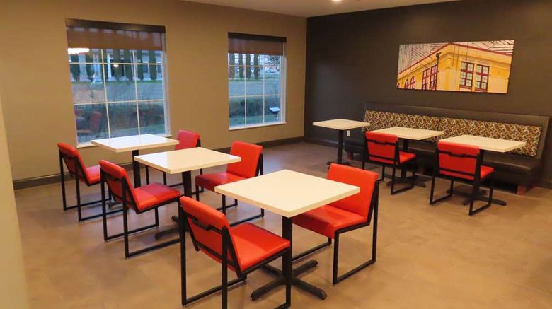 <b>Best Western Heritage Inn & Suites Restaurant</b>. Images powered by <a href="https://iceportal.shijigroup.com/" title="IcePortal" target="_blank">IcePortal</a>.