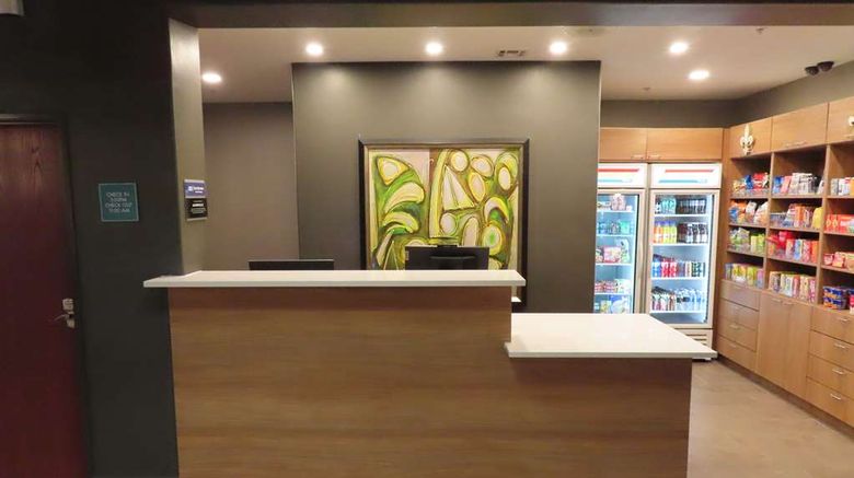 <b>Best Western Heritage Inn & Suites Lobby</b>. Images powered by <a href="https://iceportal.shijigroup.com/" title="IcePortal" target="_blank">IcePortal</a>.