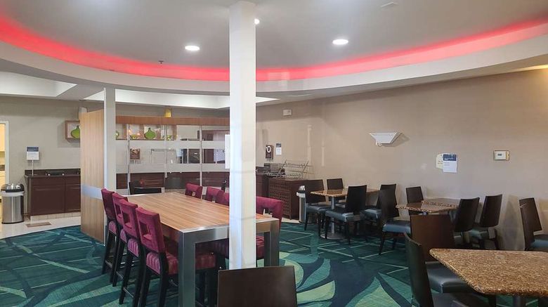 <b>Best Western Hesperia-Victorville Suites Restaurant</b>. Images powered by <a href="https://iceportal.shijigroup.com/" title="IcePortal" target="_blank">IcePortal</a>.