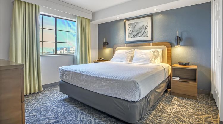 Best Western Hesperia-Victorville Suites Room