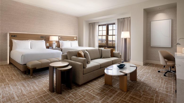 <b>Green Valley Ranch Resort & Spa Suite</b>. Images powered by <a href="https://iceportal.shijigroup.com/" title="IcePortal" target="_blank">IcePortal</a>.