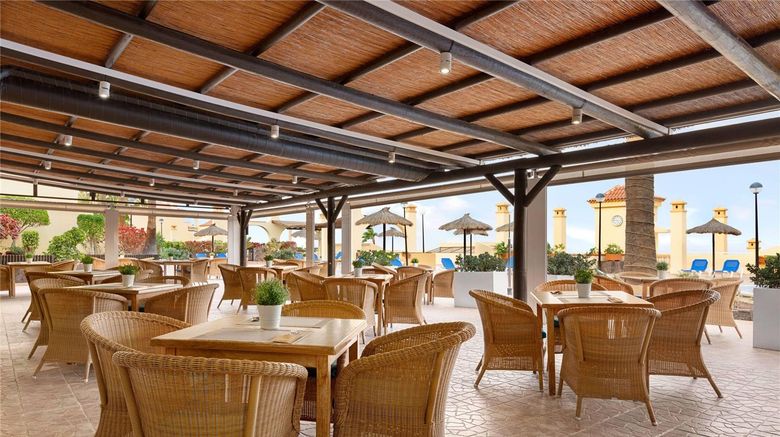 <b>Ramada Residences by Wyndham Costa Adeje Restaurant</b>. Images powered by <a href="https://iceportal.shijigroup.com/" title="IcePortal" target="_blank">IcePortal</a>.