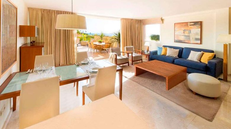 <b>Wyndham Residences Tenerife Costa Adeje Room</b>. Images powered by <a href="https://iceportal.shijigroup.com/" title="IcePortal" target="_blank">IcePortal</a>.