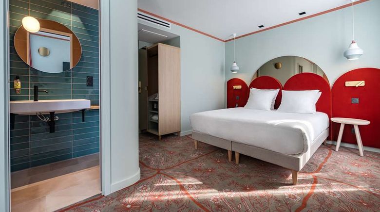 <b>Hotel O.Lysee Suite</b>. Images powered by <a href="https://iceportal.shijigroup.com/" title="IcePortal" target="_blank">IcePortal</a>.