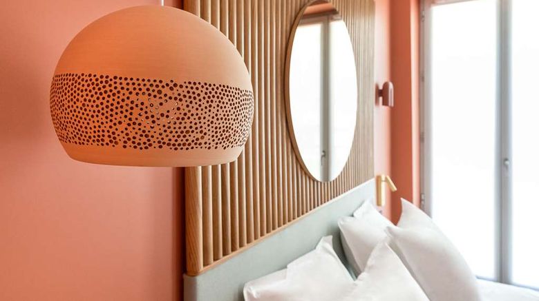 <b>Hotel O.Lysee Room</b>. Images powered by <a href="https://iceportal.shijigroup.com/" title="IcePortal" target="_blank">IcePortal</a>.