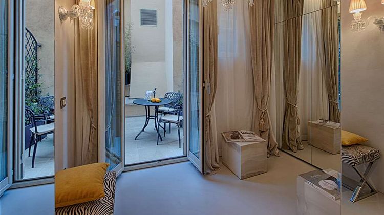 Palazzo Nainer Room