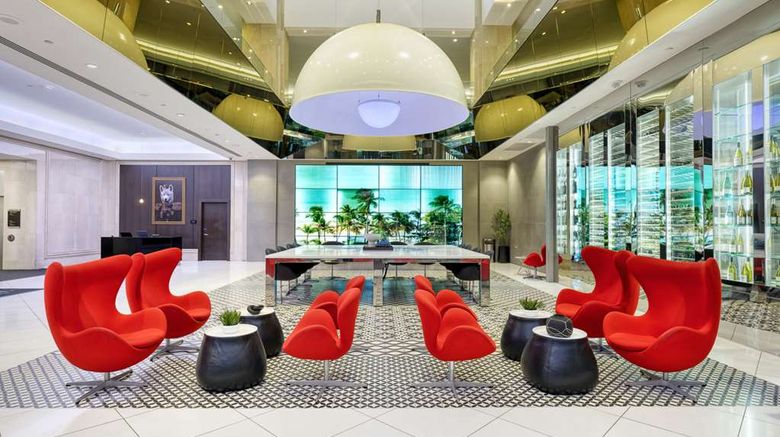 <b>The Royal Sonesta Minneapolis Downtown Lobby</b>. Images powered by <a href="https://iceportal.shijigroup.com/" title="IcePortal" target="_blank">IcePortal</a>.