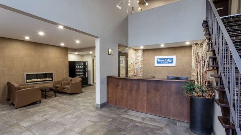 <b>Travelodge by Wyndham Sarnia Lobby</b>. Images powered by <a href="https://iceportal.shijigroup.com/" title="IcePortal" target="_blank">IcePortal</a>.