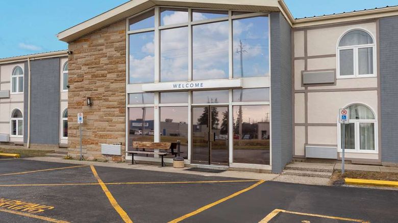 <b>Travelodge by Wyndham Sarnia Exterior</b>. Images powered by <a href="https://iceportal.shijigroup.com/" title="IcePortal" target="_blank">IcePortal</a>.