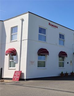 Ramada by Wyndham Cheltenham