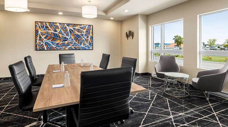 Microtel Inn & Suites by Wyndham Dorval Meeting