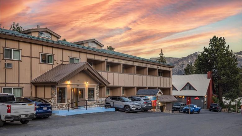 <b>SureStay Plus Hotel by BW Mammoth Lakes Exterior</b>. Images powered by <a href="https://iceportal.shijigroup.com/" title="IcePortal" target="_blank">IcePortal</a>.