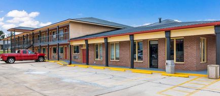 Econo Lodge Russellville Exterior