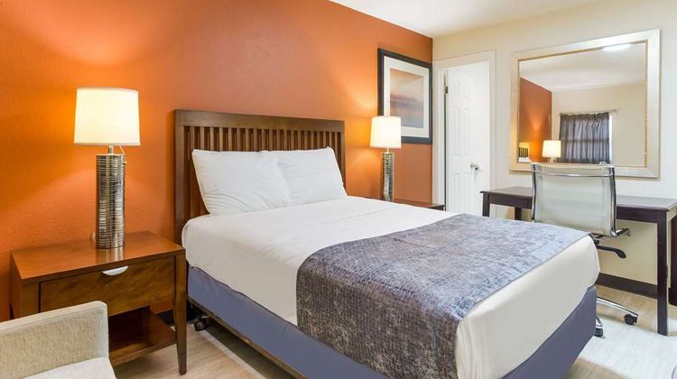 Rodeway Inn Berryville Room