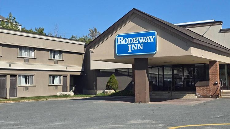 Rodeway Inn Sudbury Exterior