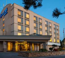 Allure Hotel & Conference Centre, Ascend Exterior