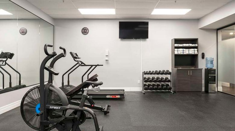 <b>Comfort Hotel Niagara Falls Health</b>. Images powered by <a href="https://iceportal.shijigroup.com/" title="IcePortal" target="_blank">IcePortal</a>.