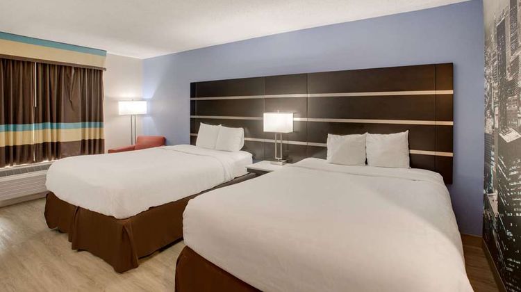 Clarion Pointe College Park/Airport S Room