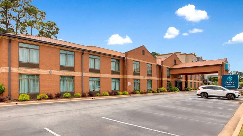 <b>Clarion Pointe College Park/Airport S Exterior</b>. Images powered by <a href="https://iceportal.shijigroup.com/" title="IcePortal" target="_blank">IcePortal</a>.