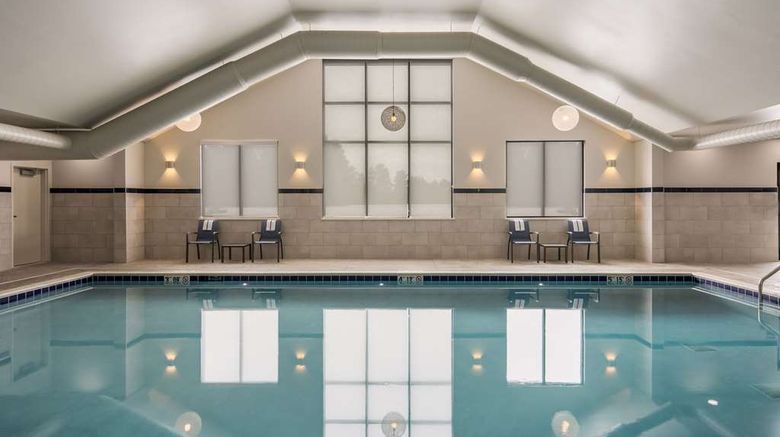 <b>Comfort Inn and Suites Gaylord Pool</b>. Images powered by <a href="https://iceportal.shijigroup.com/" title="IcePortal" target="_blank">IcePortal</a>.
