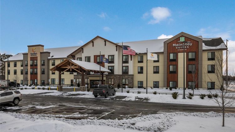 Comfort Inn and Suites Gaylord Exterior