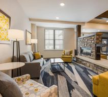 Comfort Inn and Suites Gaylord Lobby