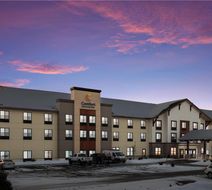 MainStay Suites Gaylord Exterior
