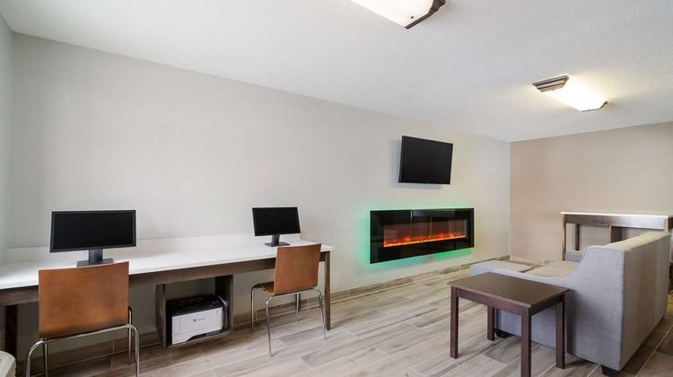 Econo Lodge Other