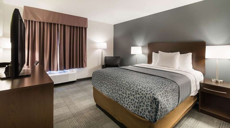 Econo Lodge Room
