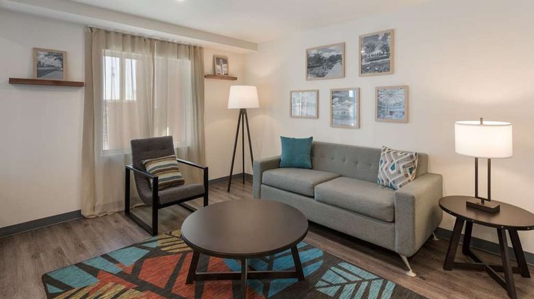 <b>WoodSpring Suites Dayton North Lobby</b>. Images powered by <a href="https://iceportal.shijigroup.com/" title="IcePortal" target="_blank">IcePortal</a>.