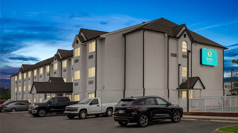 <b>Quality Inn and Suites Nashville - Bellevue Exterior</b>. Images powered by <a href="https://iceportal.shijigroup.com/" title="IcePortal" target="_blank">IcePortal</a>.