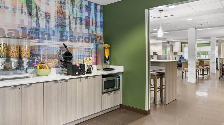<b>Quality Inn and Suites Nashville - Bellevue Restaurant</b>. Images powered by <a href="https://iceportal.shijigroup.com/" title="IcePortal" target="_blank">IcePortal</a>.