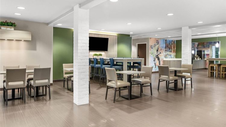 Quality Inn and Suites Nashville - Bellevue Lobby