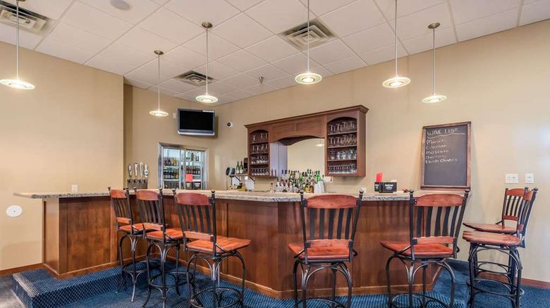 <b>Econo Lodge Restaurant</b>. Images powered by <a href="https://iceportal.shijigroup.com/" title="IcePortal" target="_blank">IcePortal</a>.