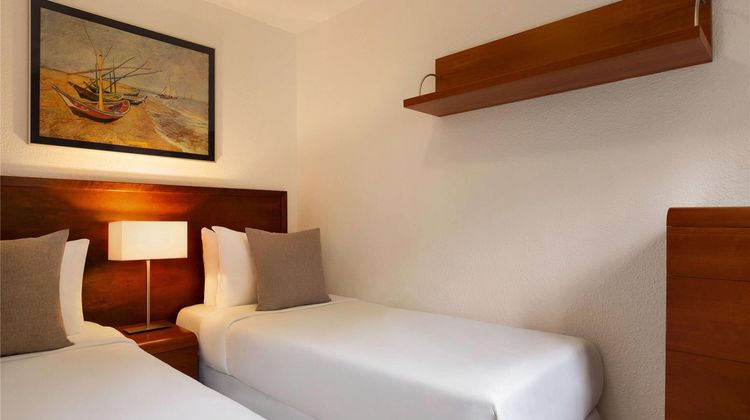 Ramada Hotel & Suites Costa del Sol Suite