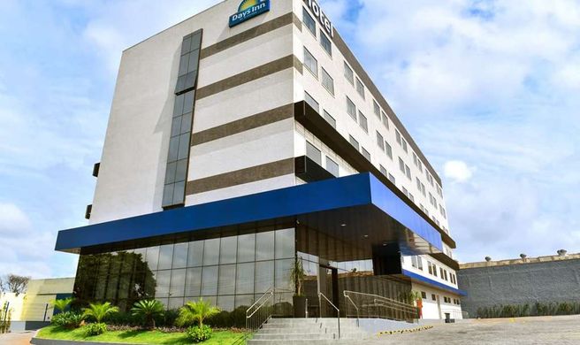 Days Inn By Wyndham Cascavel Exterior