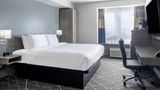 Microtel Inn & Suites by Wyndham Kanata Room
