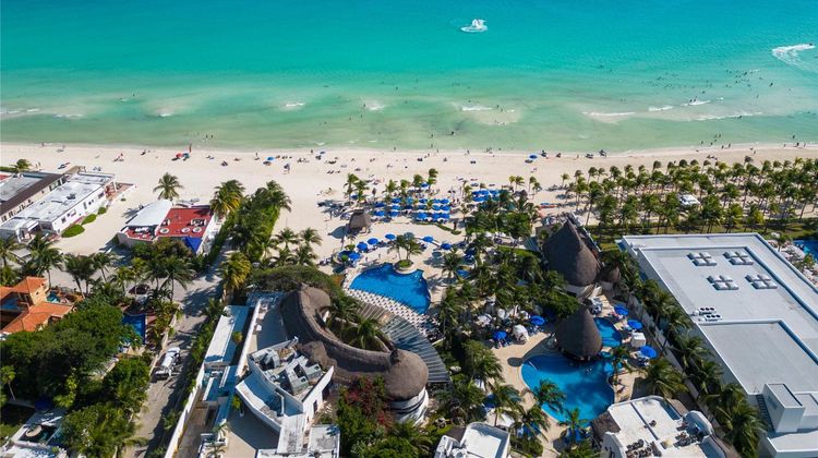 The Reef Playacar Resort & Spa Beach
