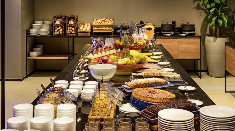 Ibis Budget Camboriu Restaurant