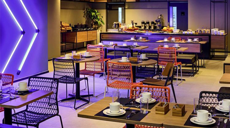 Ibis Budget Camboriu Restaurant