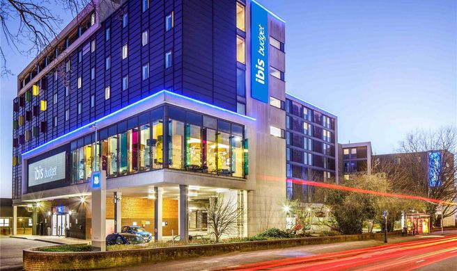 Ibis budget London Heathrow Central Exterior