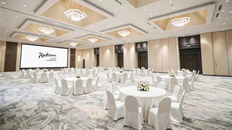 Radisson Hotel Tianjin Aqua City Ballroom
