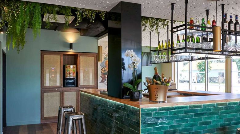 <b>Hotel Akena-Nantes Reze Airport Restaurant</b>. Images powered by <a href="https://iceportal.shijigroup.com/" title="IcePortal" target="_blank">IcePortal</a>.
