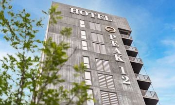 Peak 12 Hotel