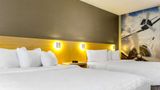 Clarion Pointe Quebec Airport Room