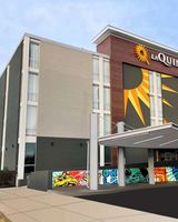 La Quinta Inn & Suites Downtown/Route 66