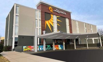 La Quinta Inn & Suites Downtown/Route 66