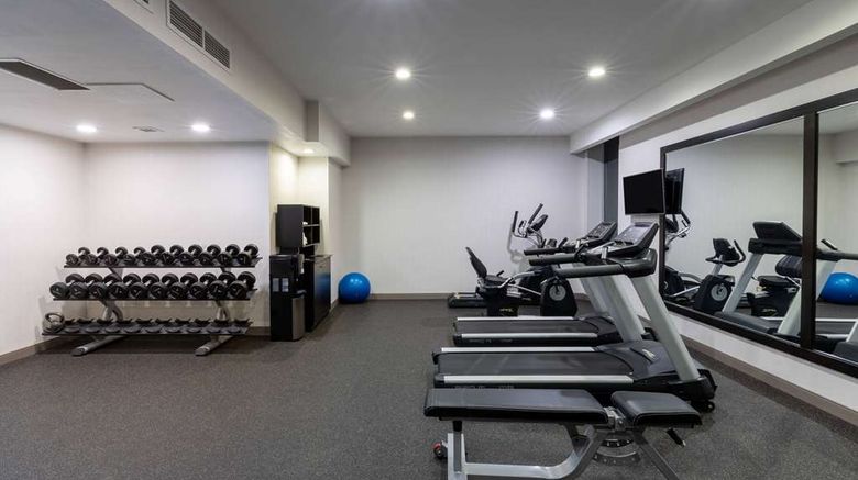 <b>La Quinta Inn & Suites Downtown/Route 66 Health</b>. Images powered by <a href="https://iceportal.shijigroup.com/" title="IcePortal" target="_blank">IcePortal</a>.